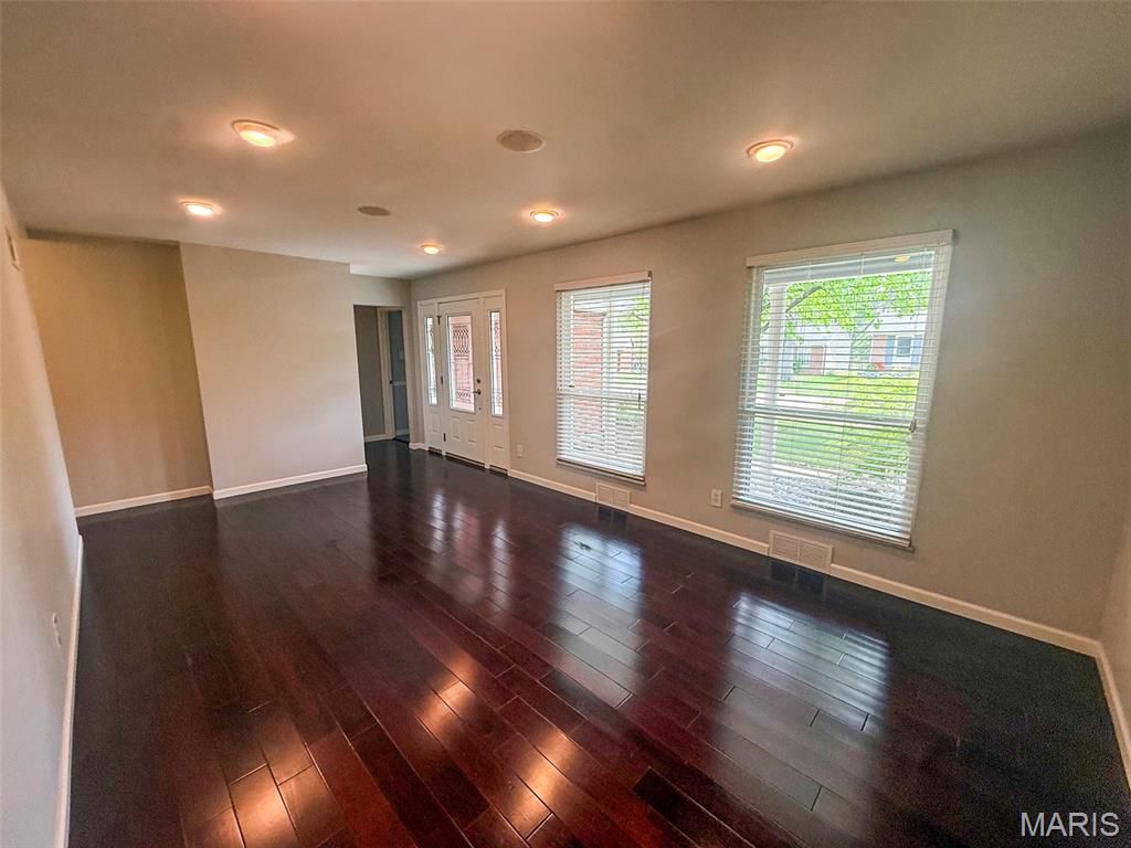 Photo of 1449 Friar Tuck Lane, St Louis, MO 63125 (MLS # 26026504)