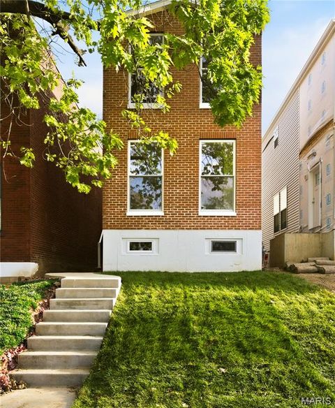 Photo of 2734 Geyer Avenue, St Louis, MO 63104 (MLS # 26022350)