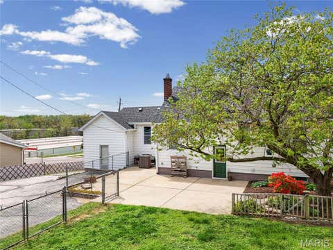 Tiny photo for 4005 Reavis Barracks Road, Mehlville, MO 63125 (MLS # 26044190)