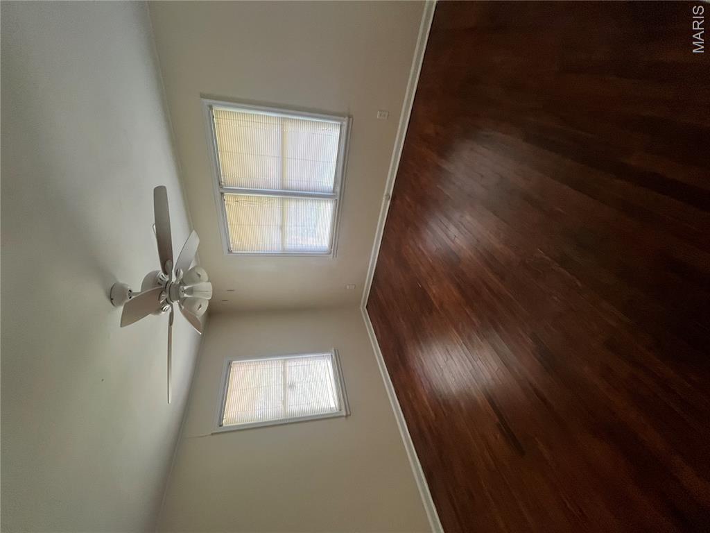 Lester - Residential