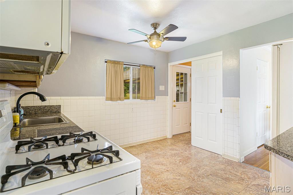 St Louis, Missouri 63125, United States, 3 Bedrooms Bedrooms, ,1 BathroomBathrooms,Residential,Active,209003