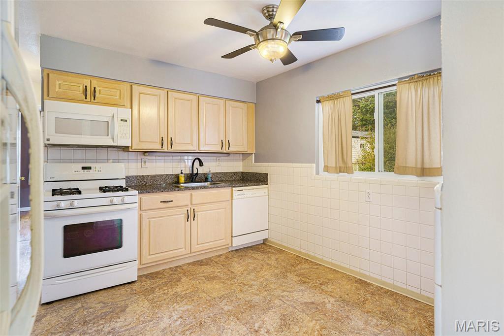 St Louis, Missouri 63125, United States, 3 Bedrooms Bedrooms, ,1 BathroomBathrooms,Residential,Active,209003