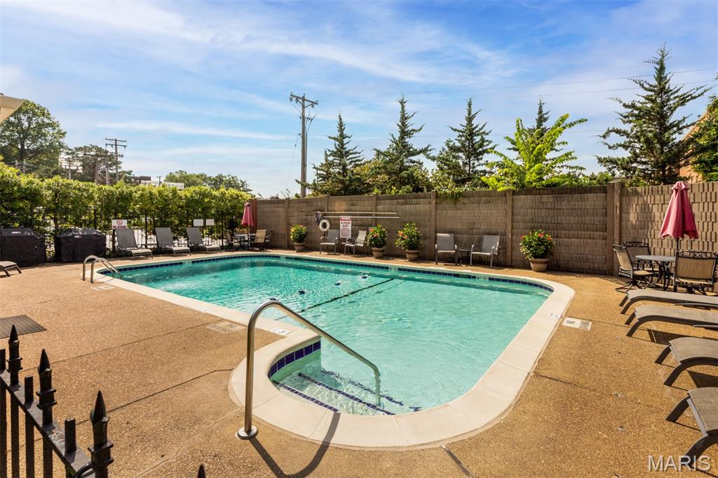 Ashford Condo Ph Il - Residential