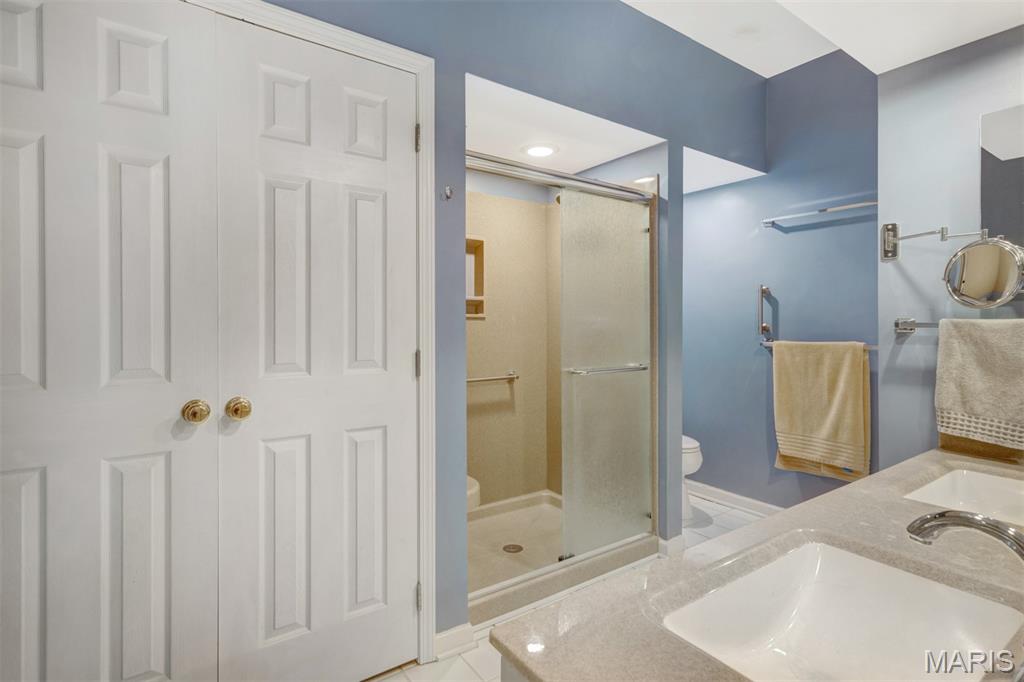 Ashford Condo Ph Il - Residential