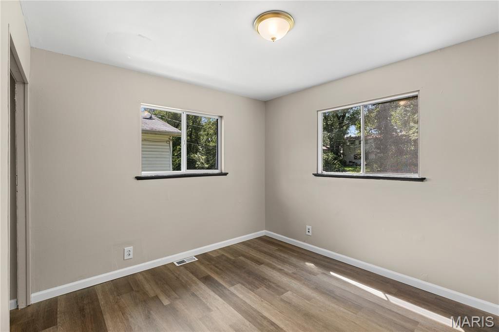 Castle Point Unit 3 - Residential Lease