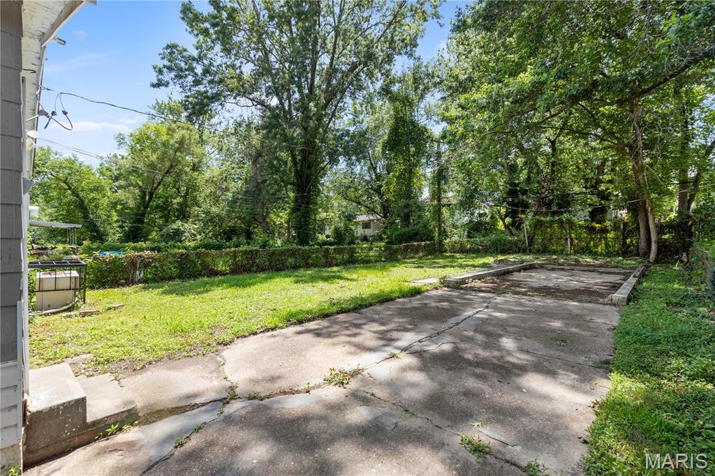 Castle Point Unit 3 - Residential Lease