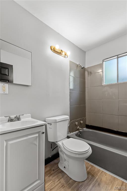 Castle Point Unit 3 - Residential Lease