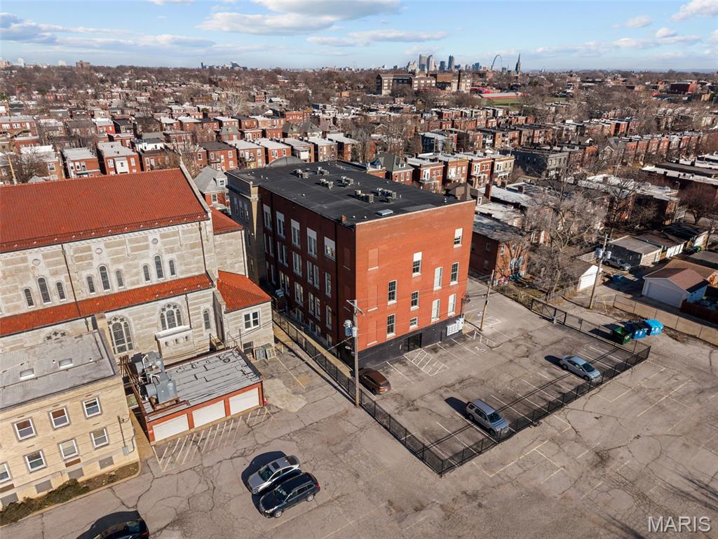 La Maison - Residential Income