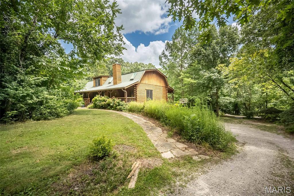 8 Whippoorwill Court