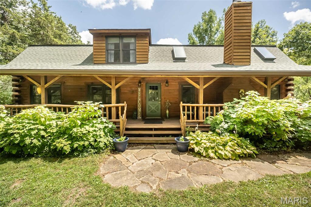 8 Whippoorwill Court