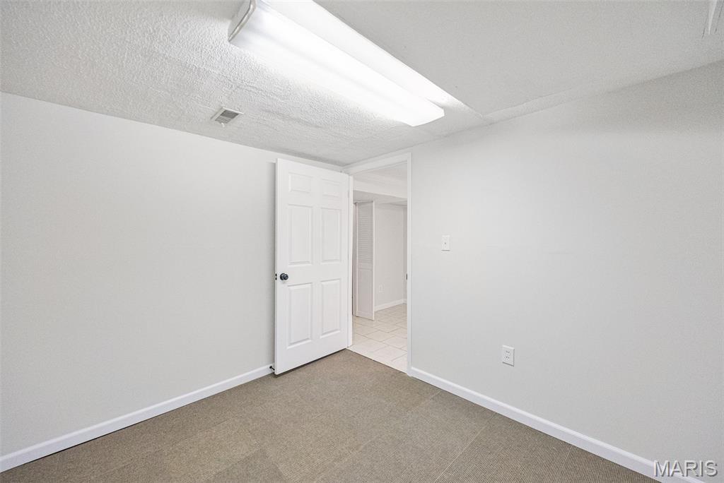 Lexington Square - Residential