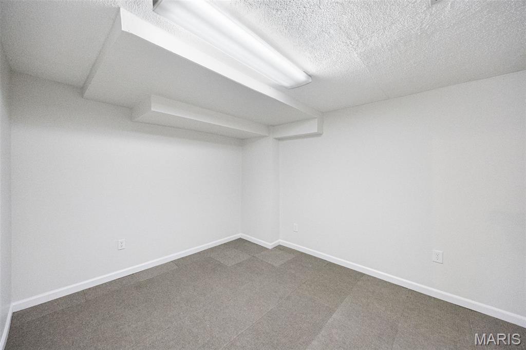 Lexington Square - Residential