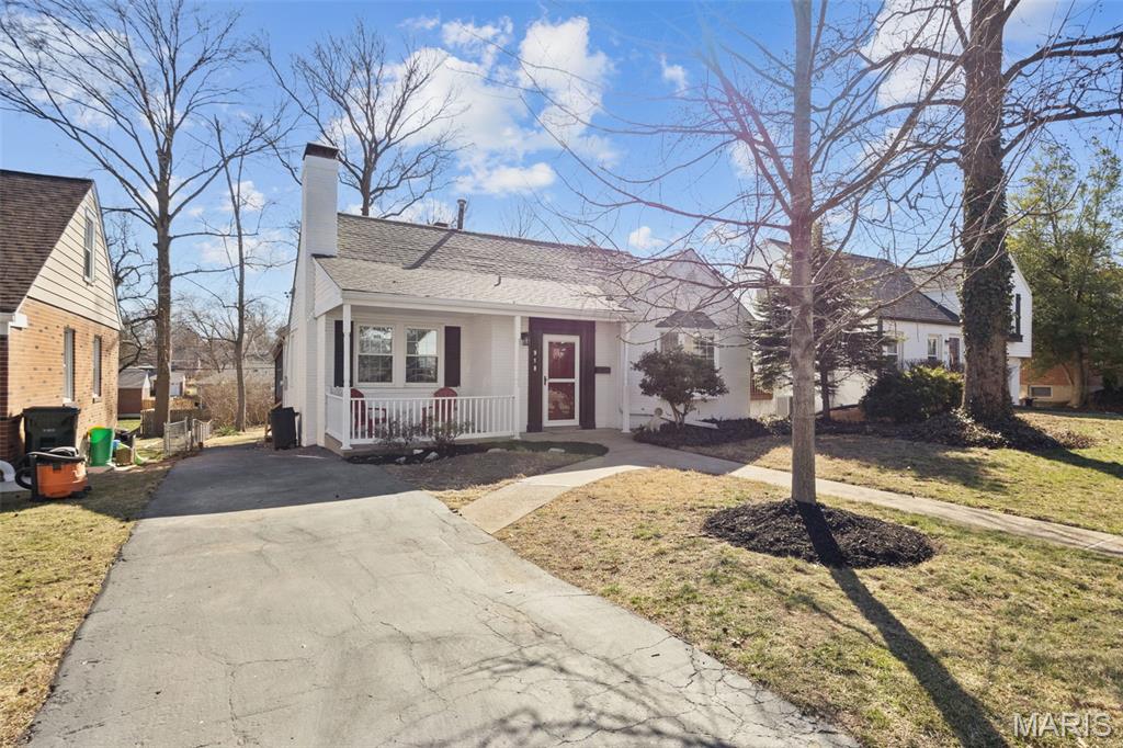 Lexington Square - Residential