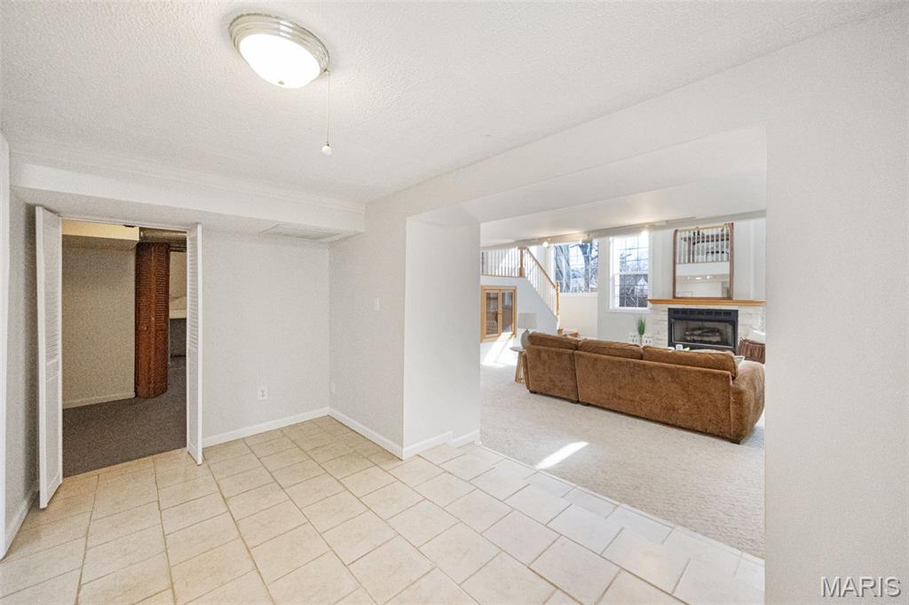 Lexington Square - Residential