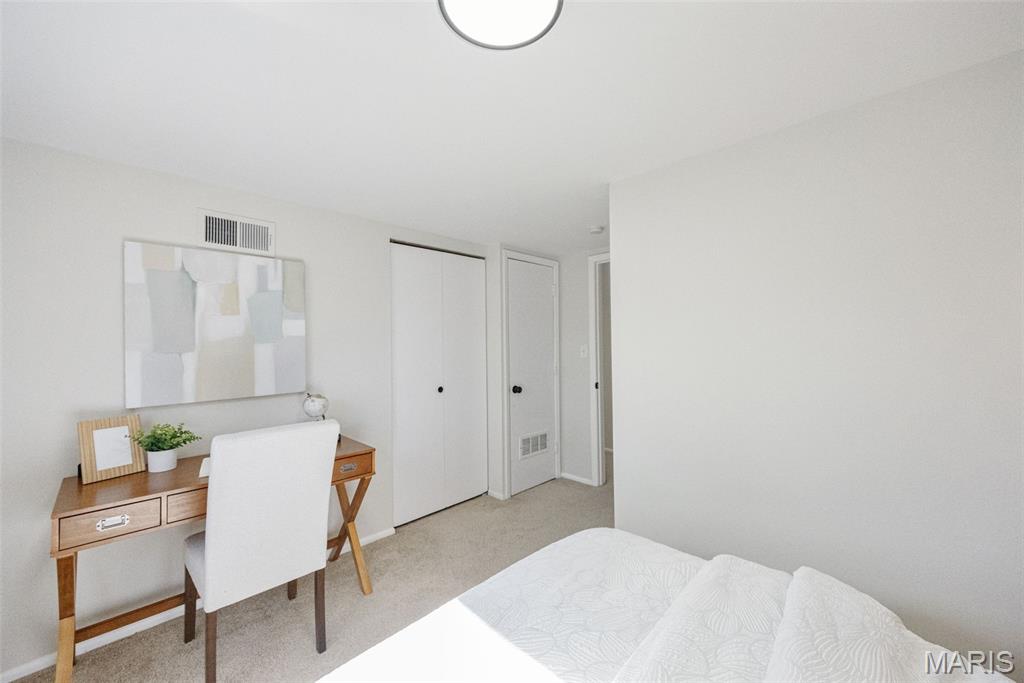 Lexington Square - Residential