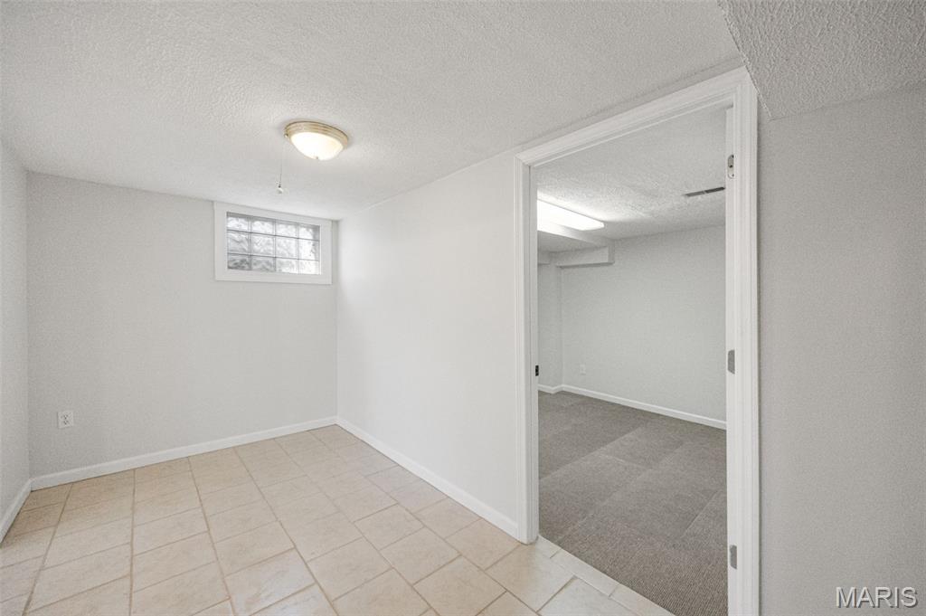 Lexington Square - Residential