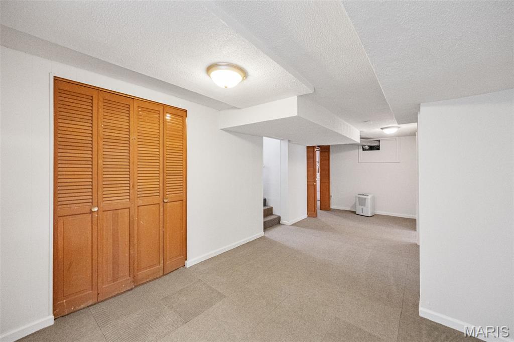 Lexington Square - Residential