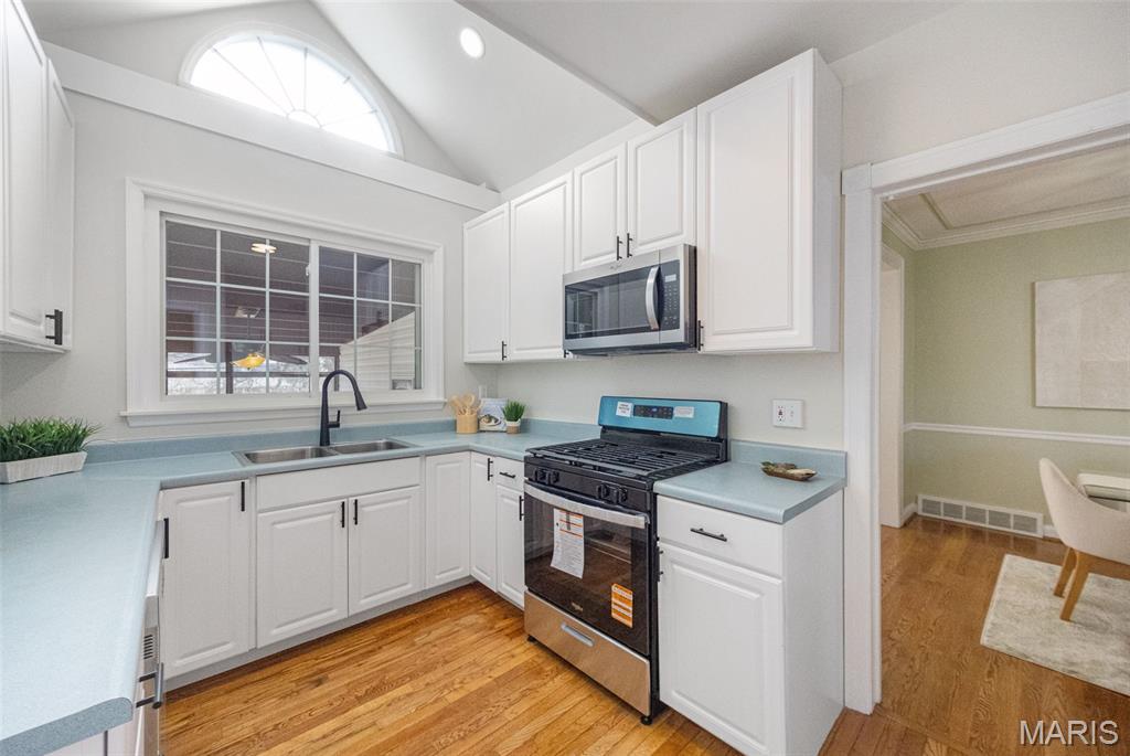 Lexington Square - Residential