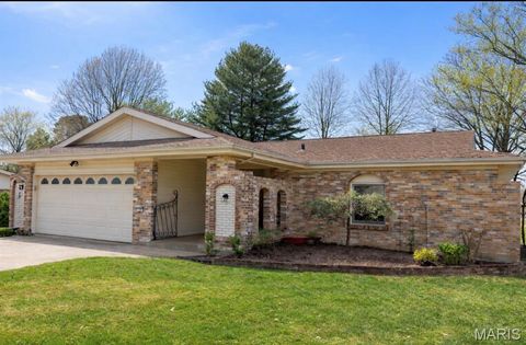 Photo of 10 El Jer Drive, Cedar Hill, MO 63016 (MLS # 26018732)