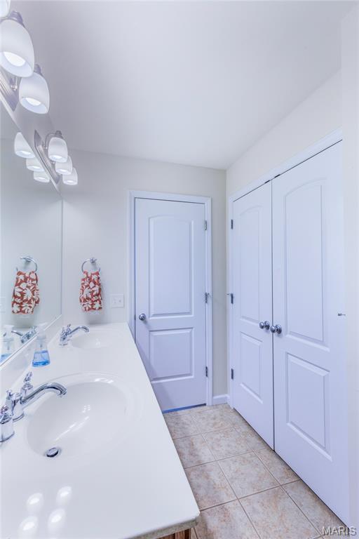 Cambridge Townhome - Residential