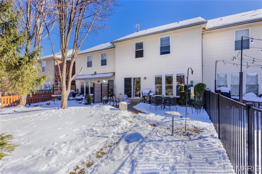 Cambridge Townhome - Residential