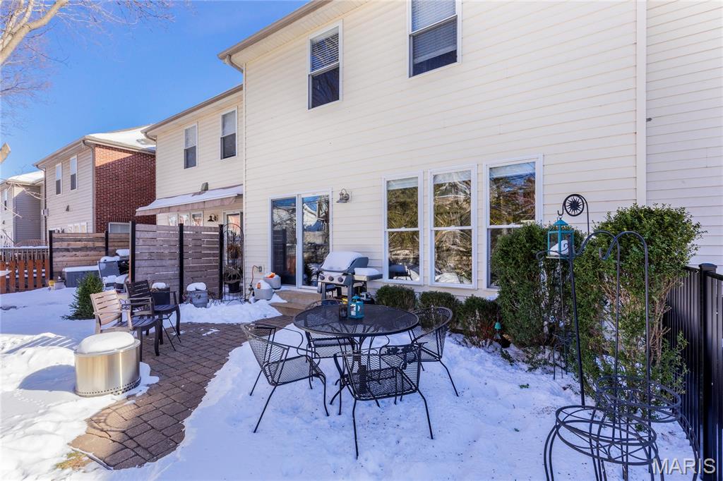 Cambridge Townhome - Residential