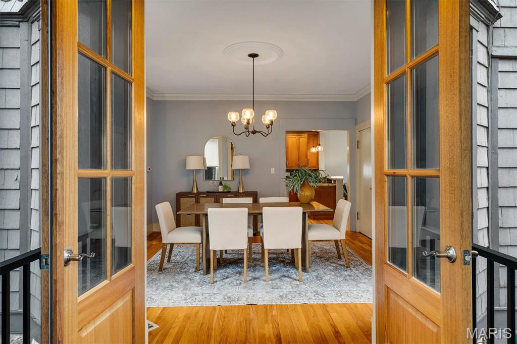 Tuxedo Park - Residential