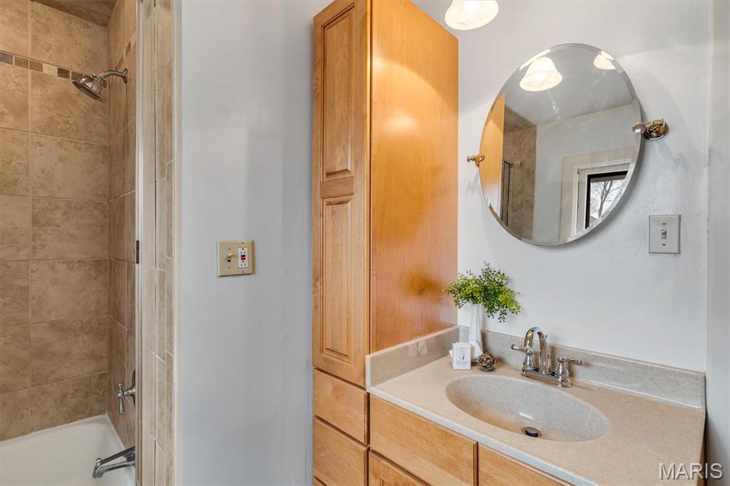 Tuxedo Park - Residential