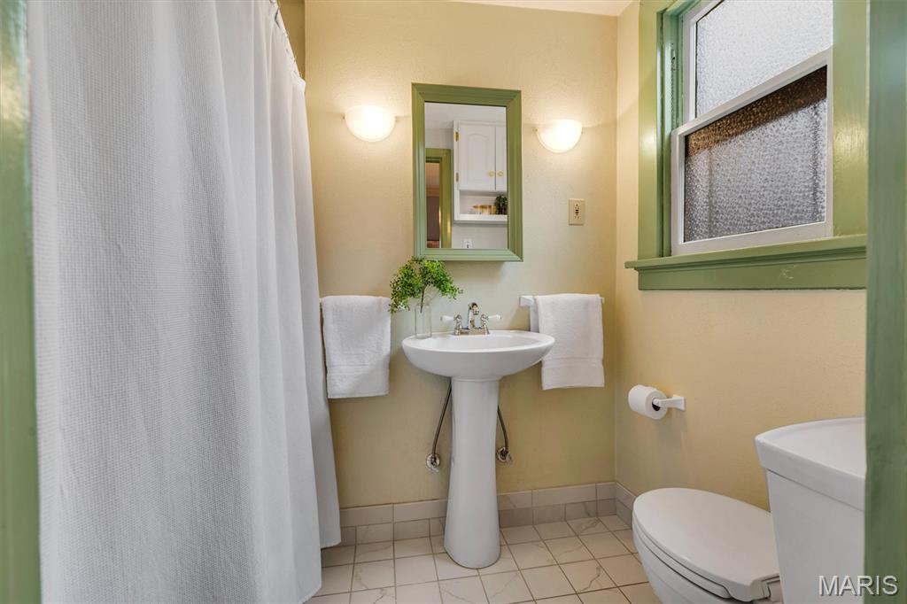 Tuxedo Park - Residential