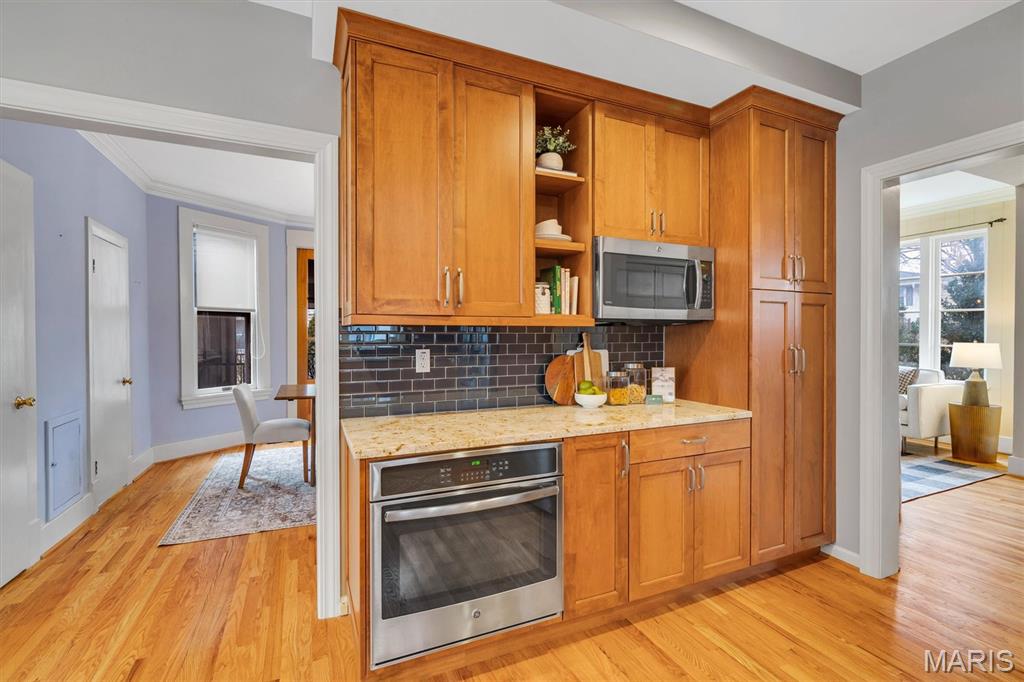 Tuxedo Park - Residential