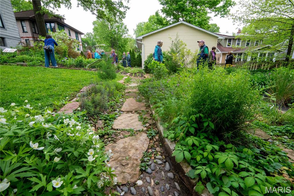 Tuxedo Park - Residential