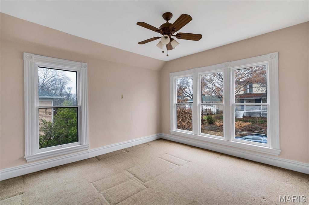 Tuxedo Park - Residential