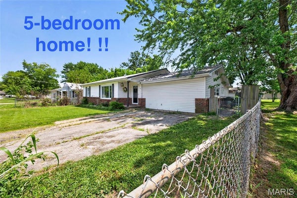 707 MCCLAIN ST, RICHLAND, MO 65556 - Image 4f8f8258f78e2a2632aba8a6d59dc3e5/3525956099