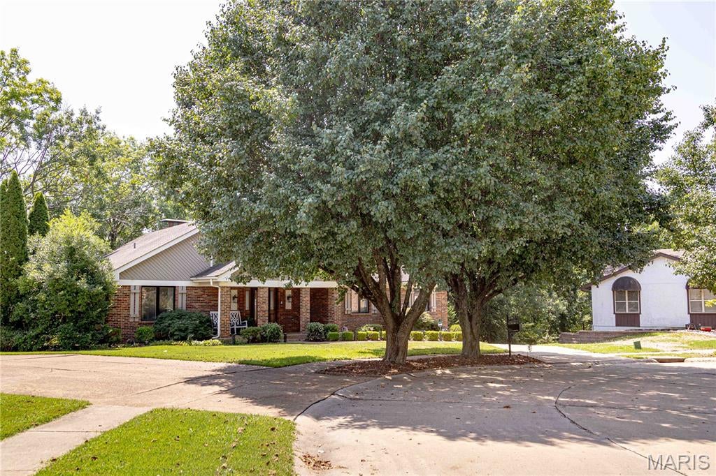 3008 Oakvilla Manor Court