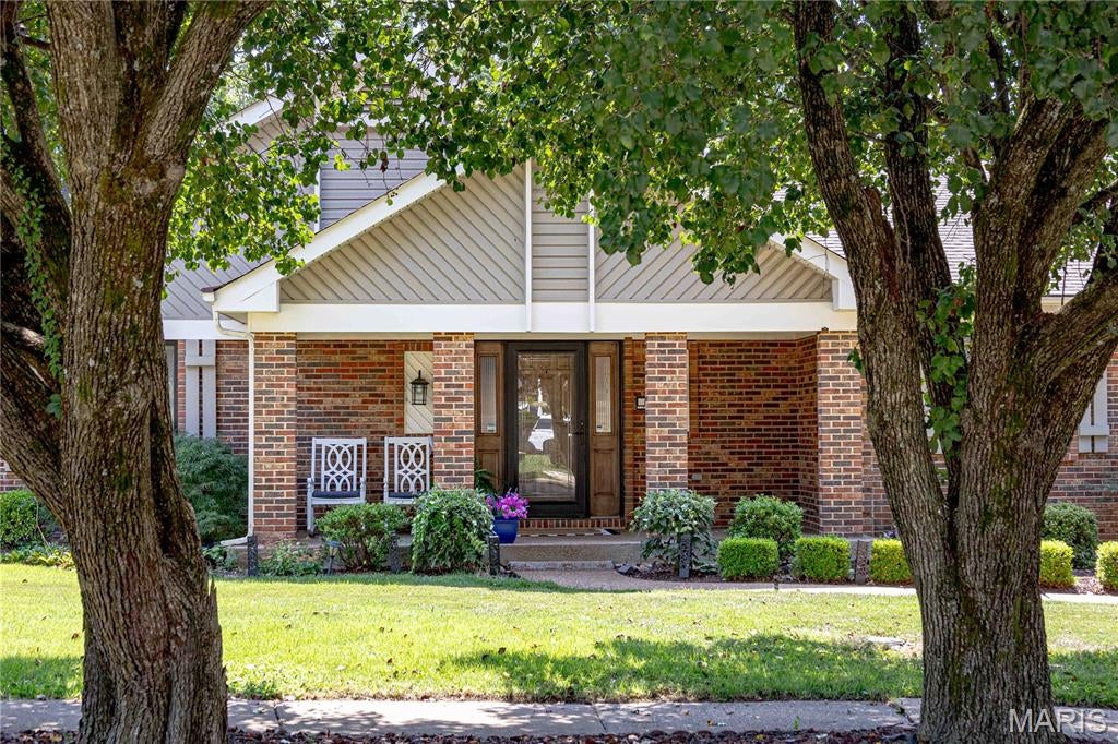 3008 Oakvilla Manor Court