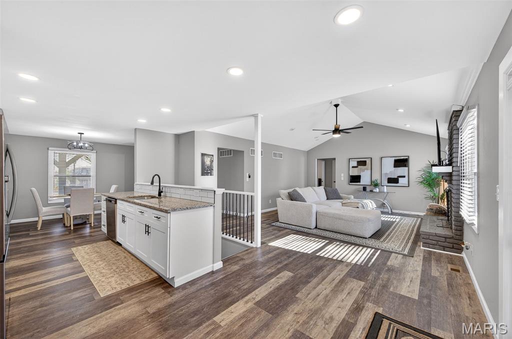 Baxter Lakes 1 - Residential