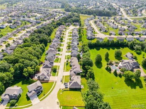 Tiny photo for 327 Hyde Park Avenue, Wentzville, MO 63385 (MLS # 26042614)