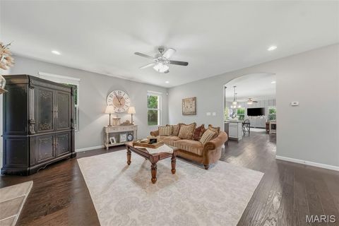 Tiny photo for 327 Hyde Park Avenue, Wentzville, MO 63385 (MLS # 26042614)