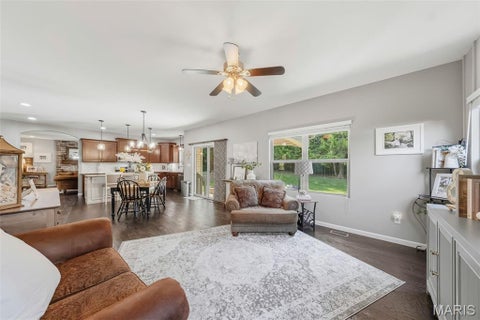 Tiny photo for 327 Hyde Park Avenue, Wentzville, MO 63385 (MLS # 26042614)