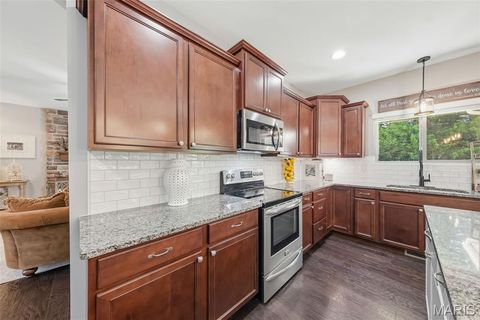 Tiny photo for 327 Hyde Park Avenue, Wentzville, MO 63385 (MLS # 26042614)