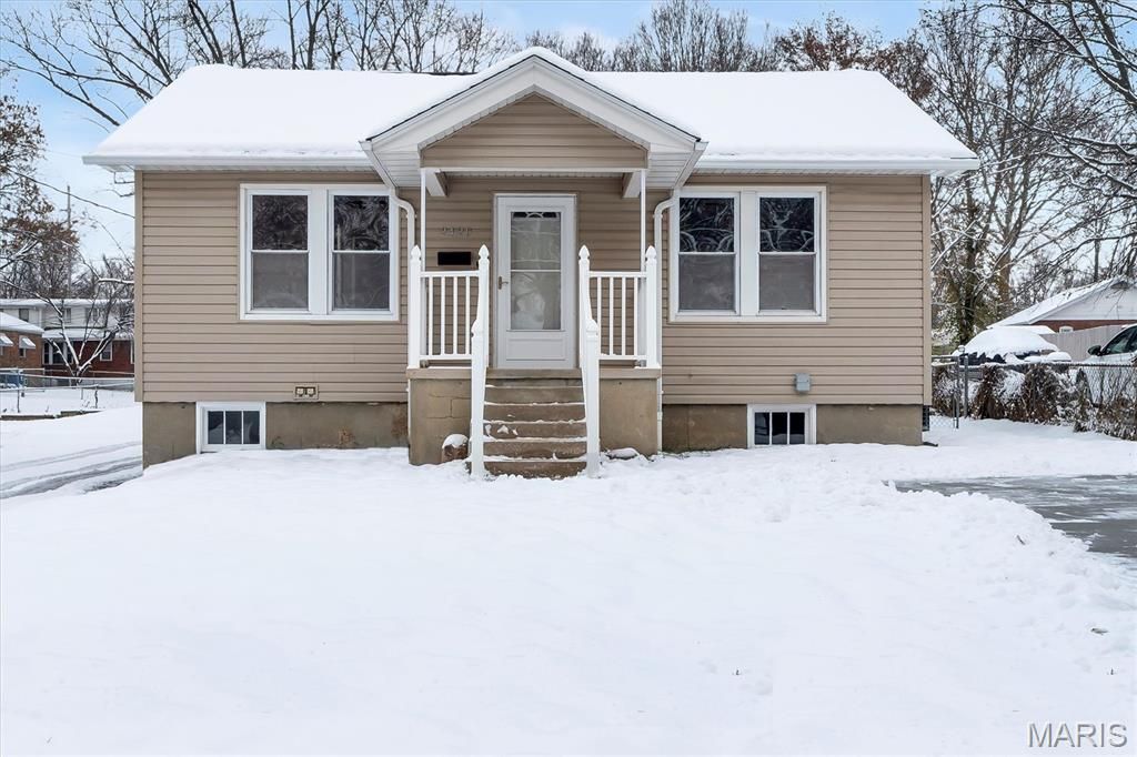 Photo of Overland, MO 63114 (MLS # 25079124)