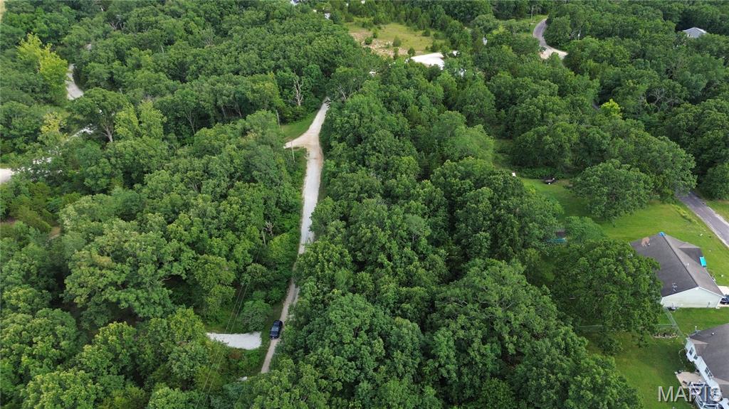 Lake St Clair - Land