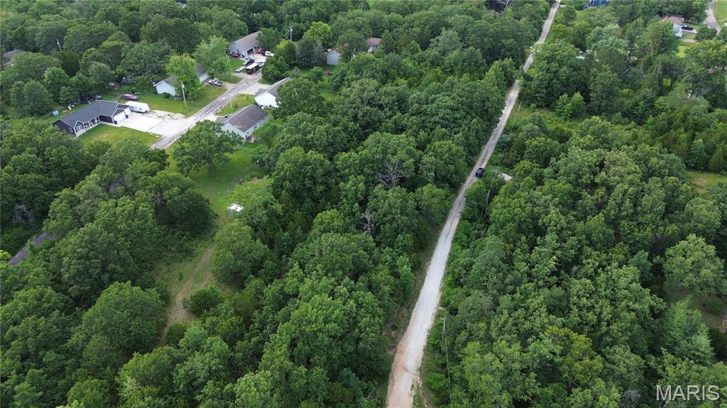 Lake St Clair - Land