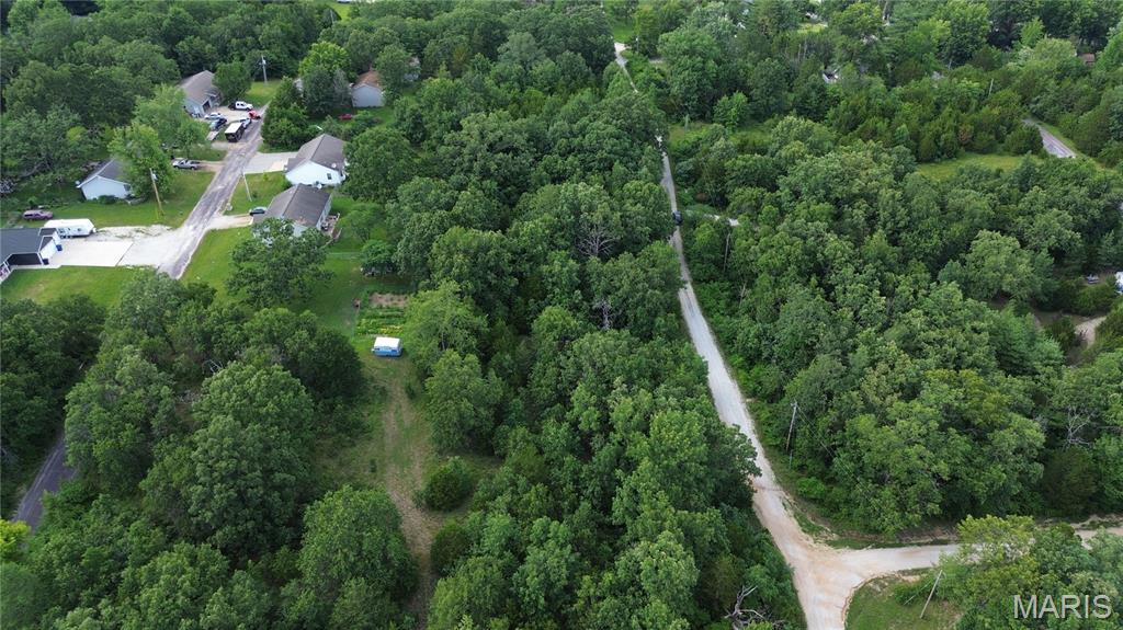 Lake St Clair - Land