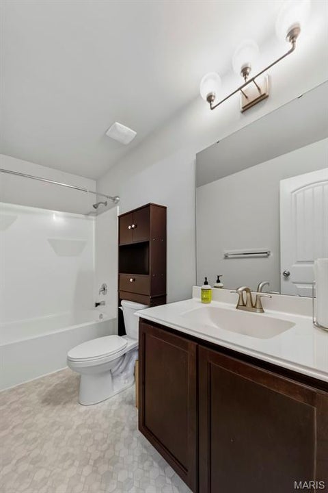 Tiny photo for 276 Autumn Oaks Drive, Troy, MO 63379 (MLS # 26053870)