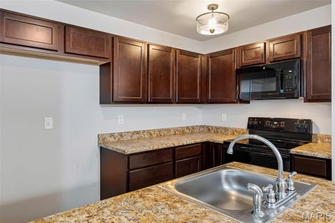Tiny photo for 276 Autumn Oaks Drive, Troy, MO 63379 (MLS # 26053870)