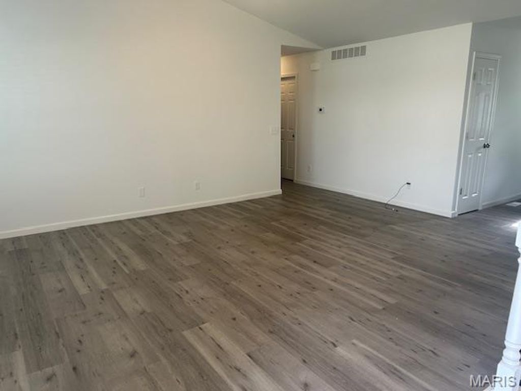 Photo of 80 Treasure Island Drive, Troy, MO 63379 (MLS # 26026295)