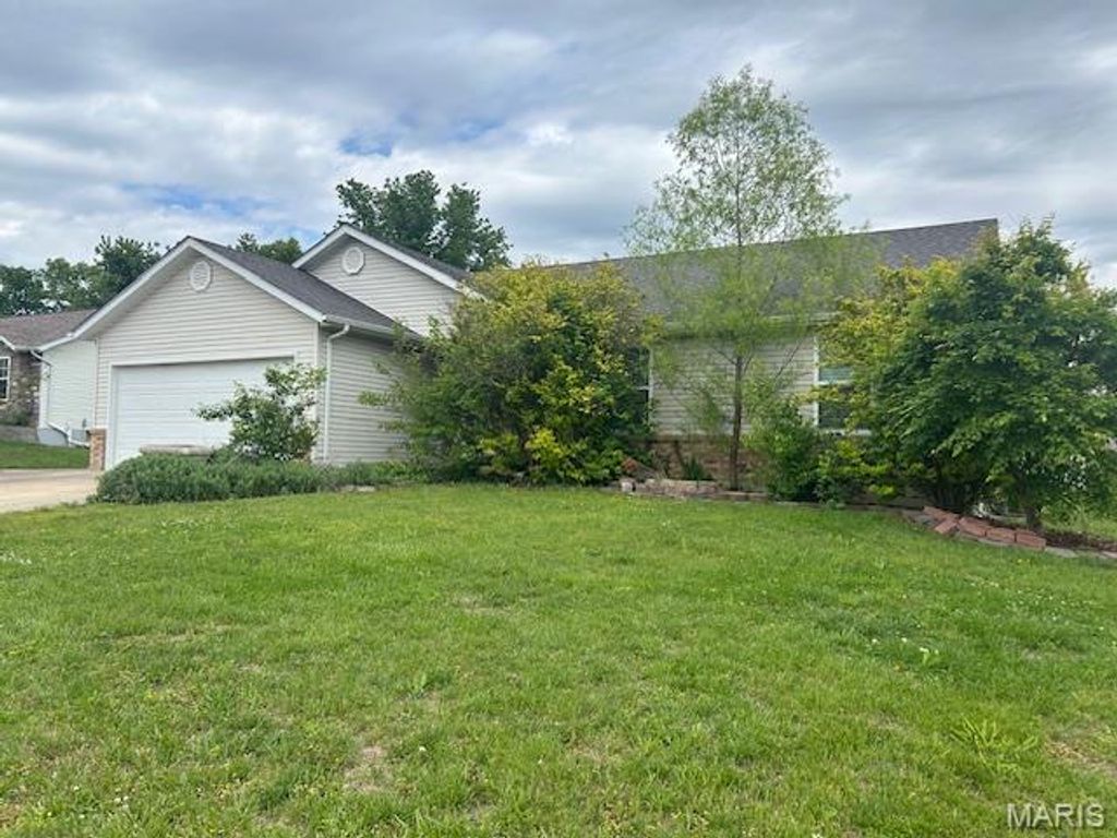 Photo of 80 Treasure Island Drive, Troy, MO 63379 (MLS # 26026295)