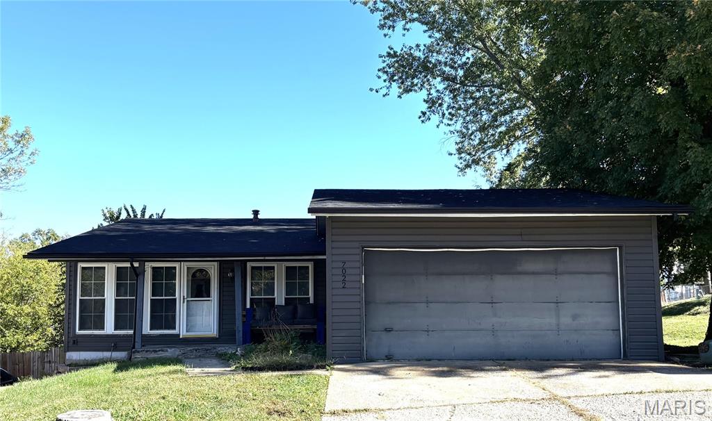 Photo of 7022 Randolph Drive, Barnhart, MO 63012 (MLS # 26067346)