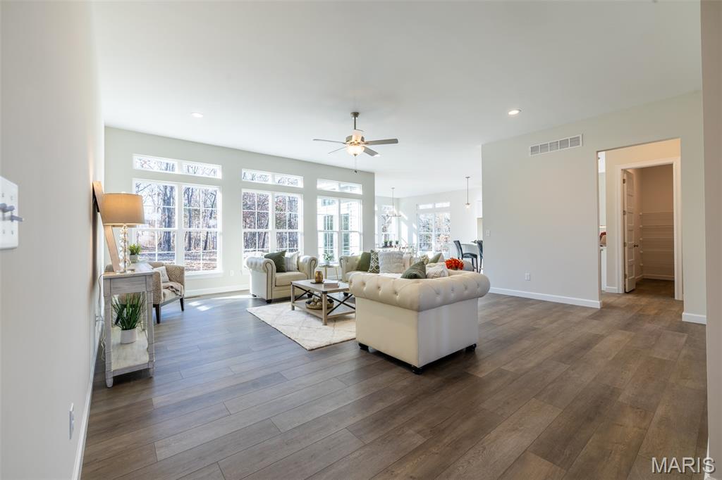 300 Schaper Estates Xing (Lot 27)